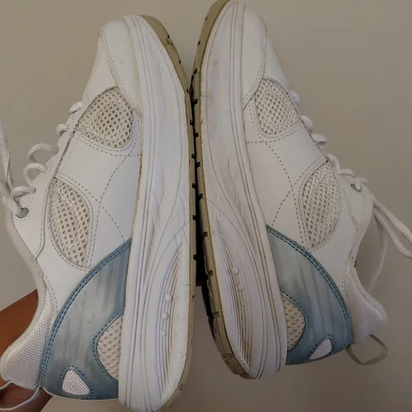 Easy Spirit Women's White Gravity Laceup Athletic Walking Shoes Size 8 - Picture 6 of 11